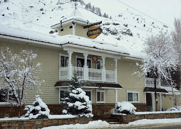 Hotel Parkway Hole Wy 3*