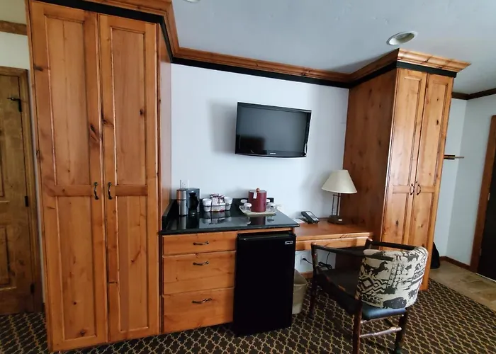 Hotel Parkway Hole Wy 3*