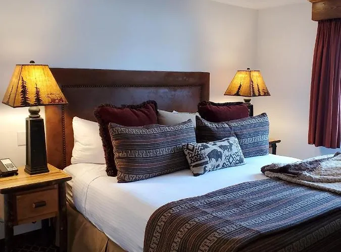 Hotel Parkway Hole Wy 3*