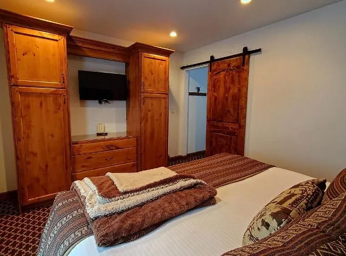 Parkway Hole Wy Hotel 3*